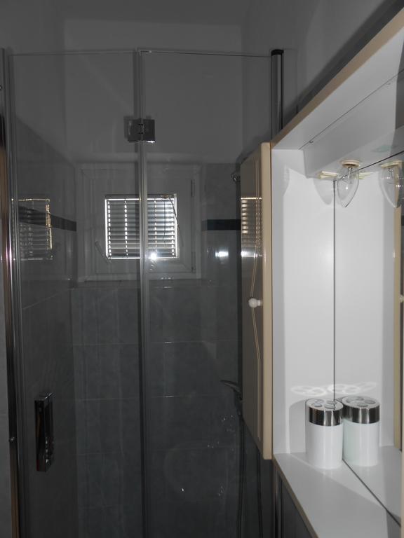 Apartment Petric Ровінь Екстер'єр фото