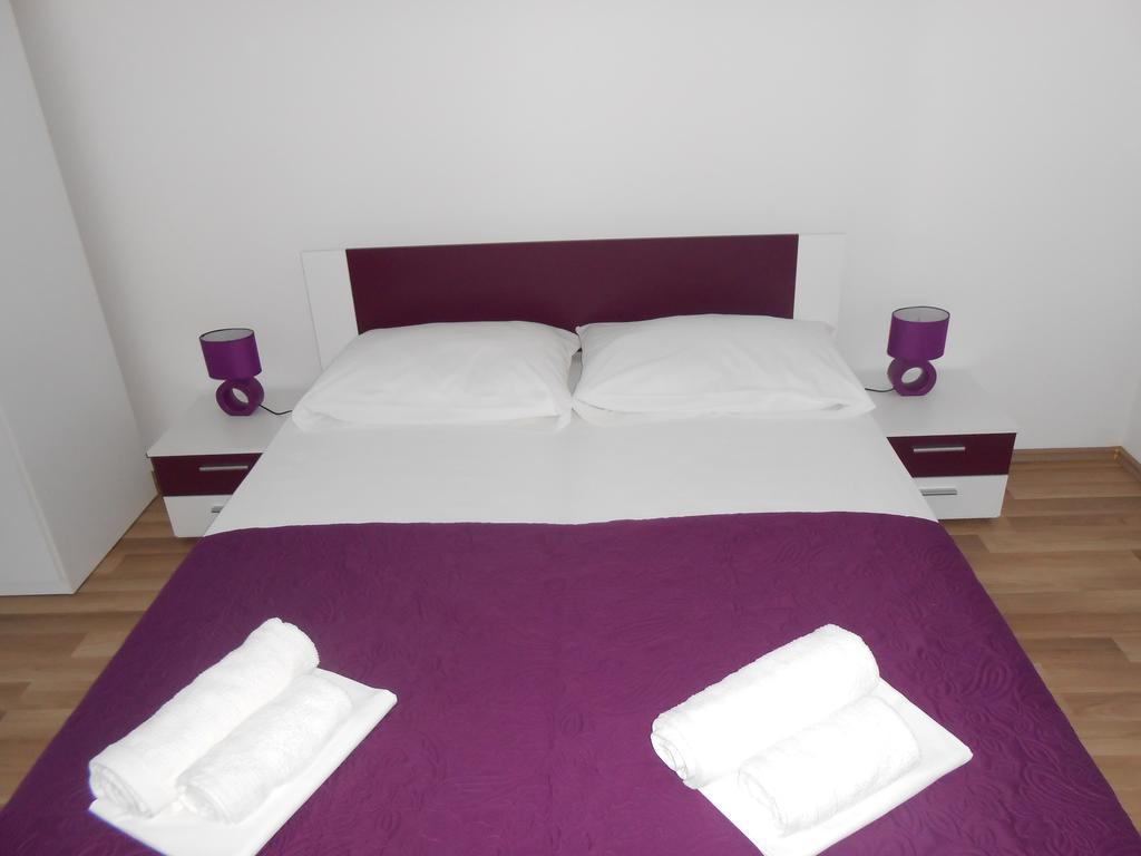 Apartment Petric Ровінь Екстер'єр фото