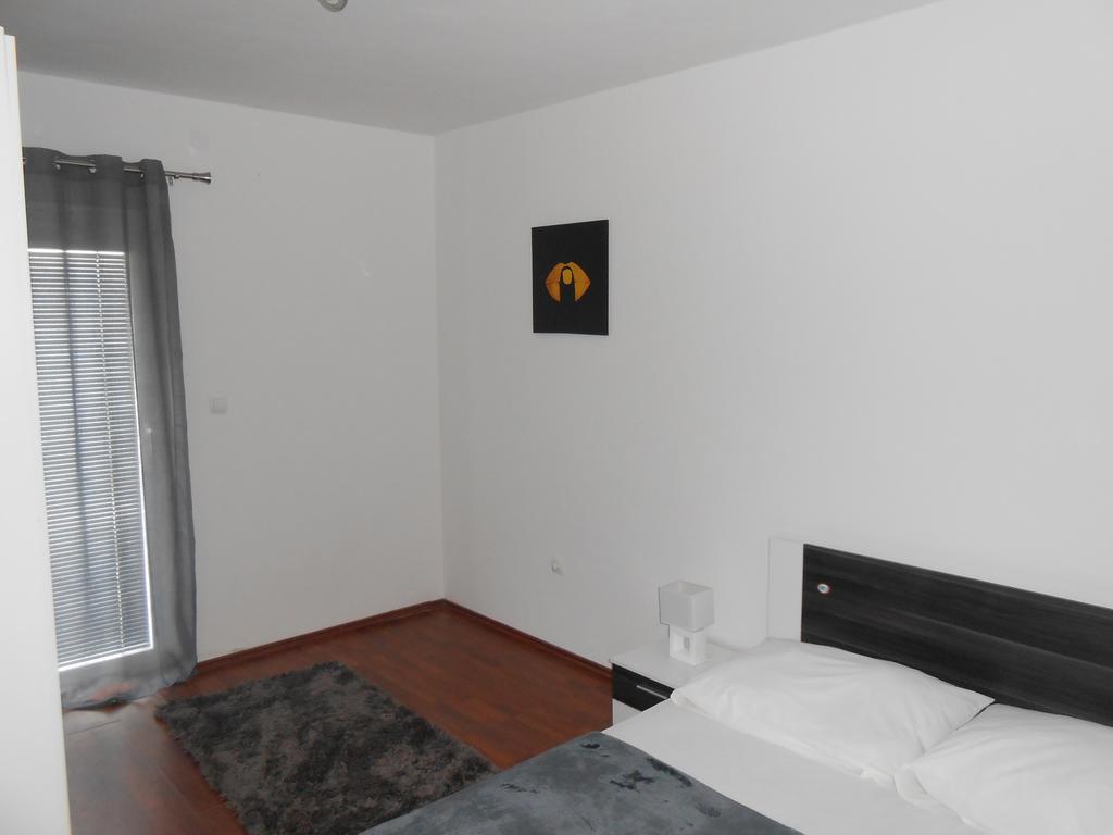 Apartment Petric Ровінь Екстер'єр фото