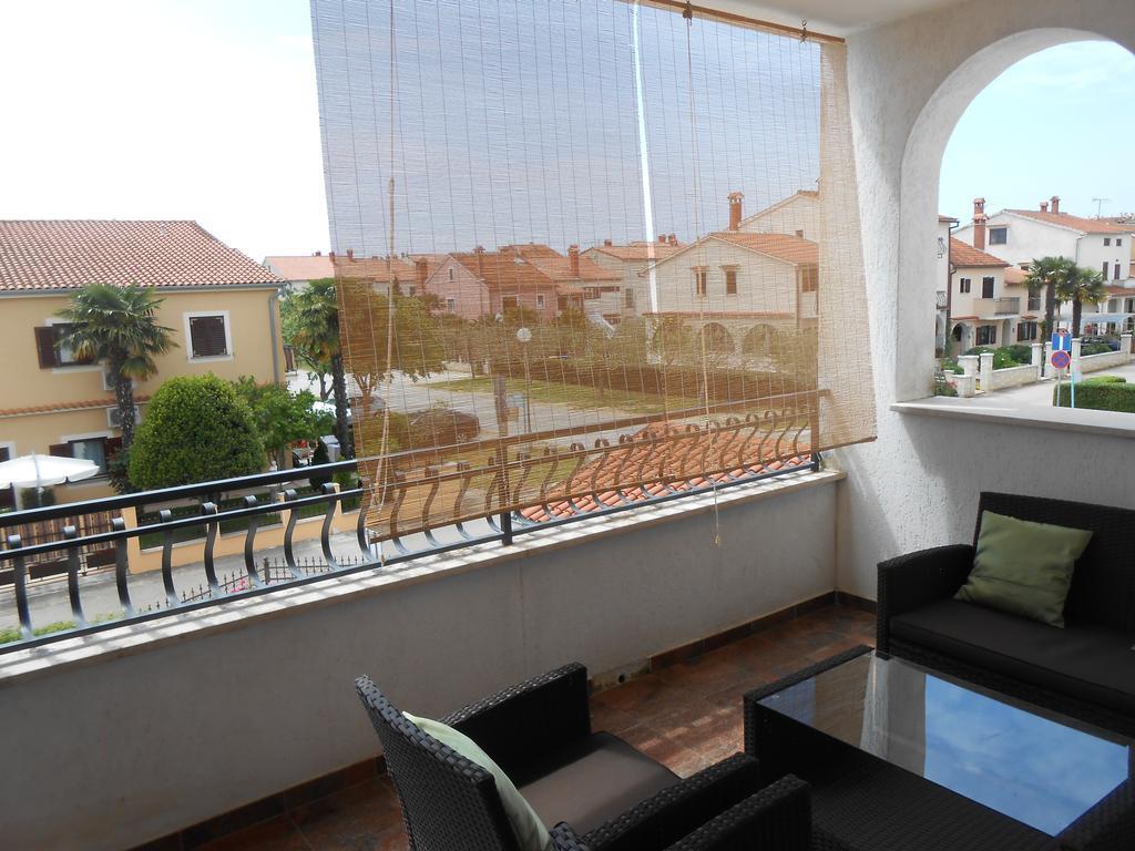 Apartment Petric Ровінь Екстер'єр фото